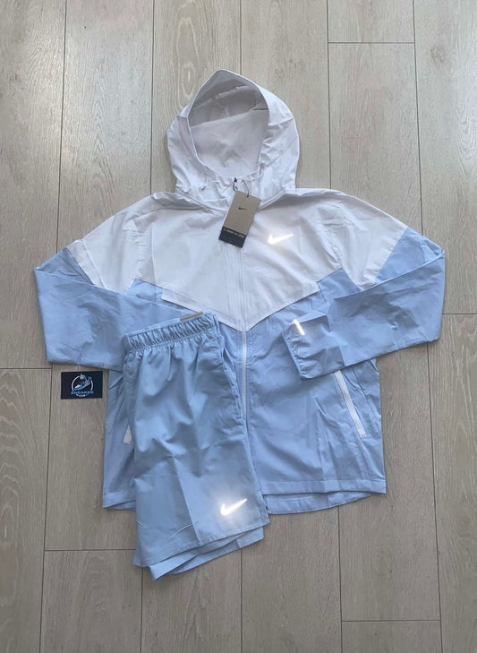 NIKE 2-PIECE WINDRUNNER SET -SKY BLUE/WHITE